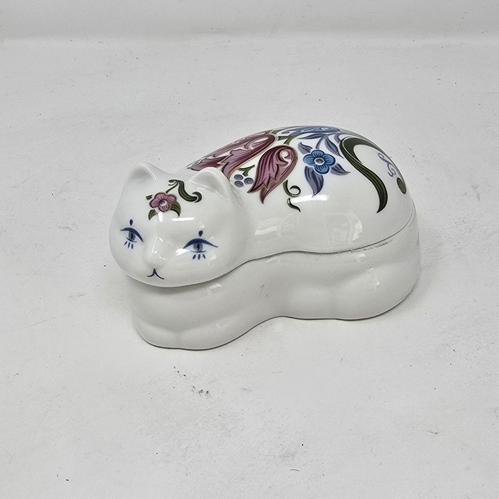 Vtg Elizabeth Arden Byzantium cat trinket box porcelain‎ hand painted Japan
